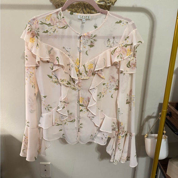 Saemdi date night Floral Ruffle Blouse - Cream - Picture 2 of 4